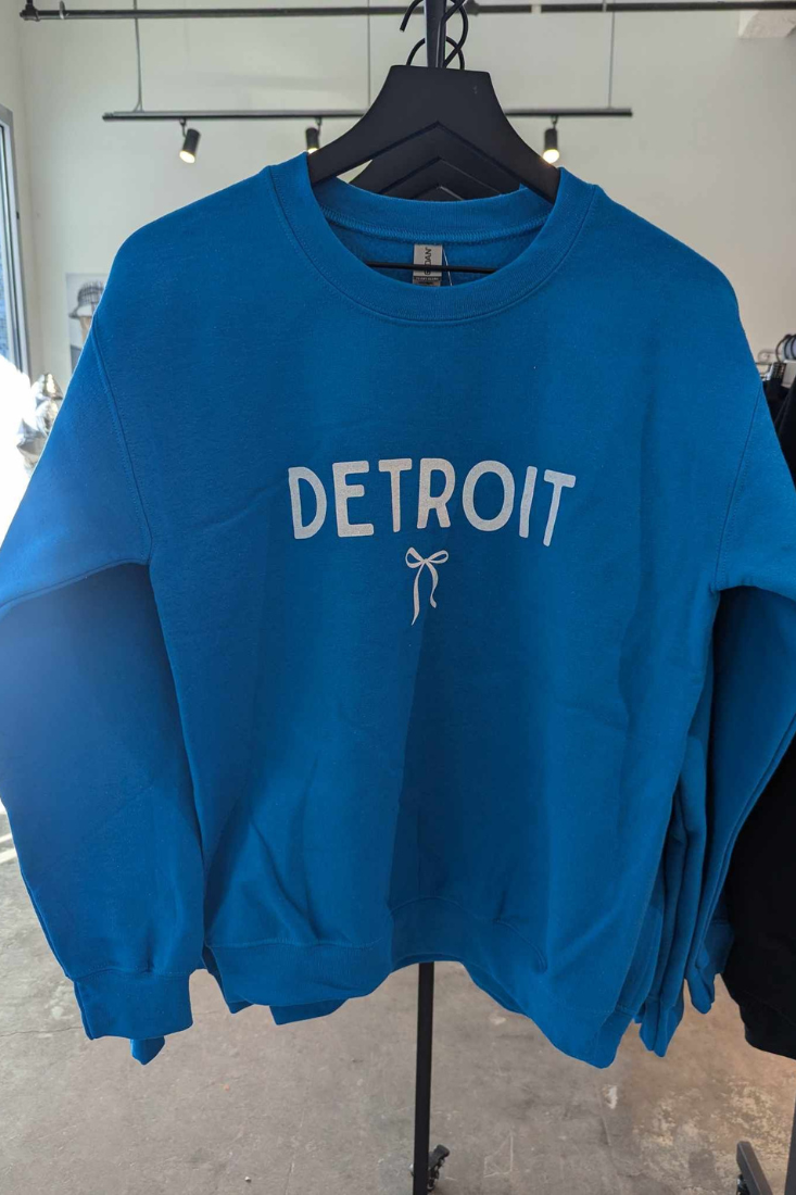 Detroit Bow Pullover Sweatshirt